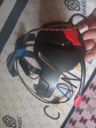 Auriculares PS4 Negros y Rojos