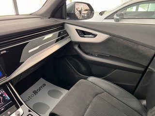 Audi Q8 50 TDI quattro tiptronic 210 kW S-Line Techo Panorámico