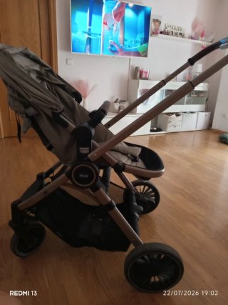 Carrito Chicco con cuco y silla