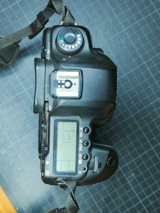 Canon EOS 5D Mark II + Grip