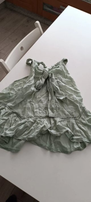 Top Zara verde con lazada