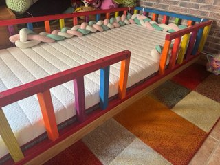 Cama nido infantil de madera y colchón