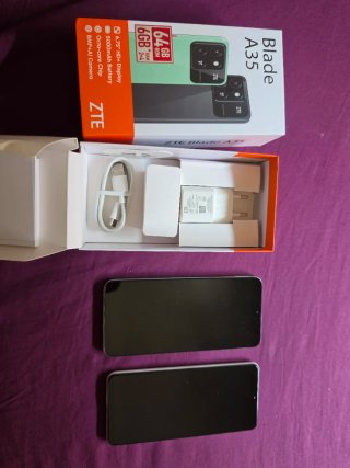 Pack 2 Smartphones ZTE Blade A35 y Samsung