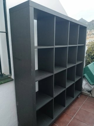 Estantería modular gris