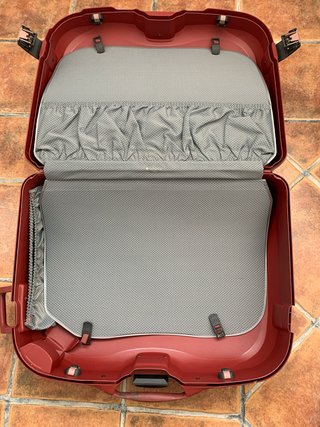 Maleta Grande Samsonite Roja con Cerradura Alto 60