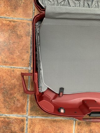 Maleta Grande Samsonite Roja con Cerradura Alto 60