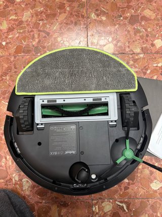 Robot Aspirador y Friegasuelos iRobot Roomba 105