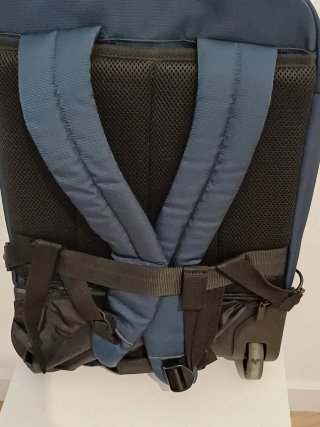 Mochila Samsonite, de alta calidad y casi sin uso.