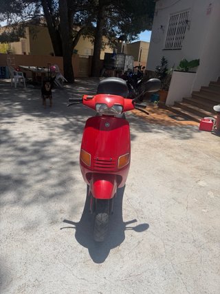Piaggio Zip Fast Rider 49cc Roja
