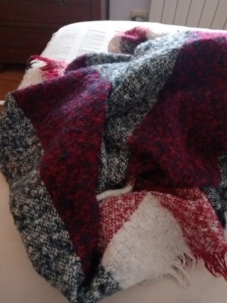 Pañoleta azul y roja