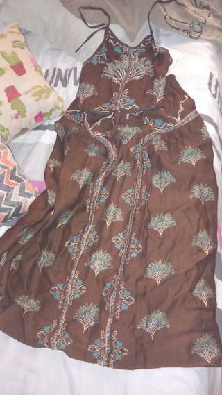 Conjunto Boho Chic: Top y Falda Marrón