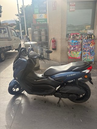 Yamaha NMAX 125 Azul