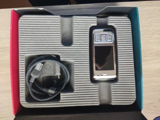 Móvil Nokia E65 Plata y Marrón