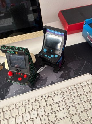 Mini consola arcade 700 juegos