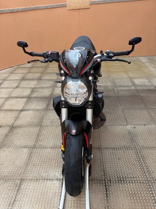 Ducati Monster 821 50.300 km  Limitable para el A2