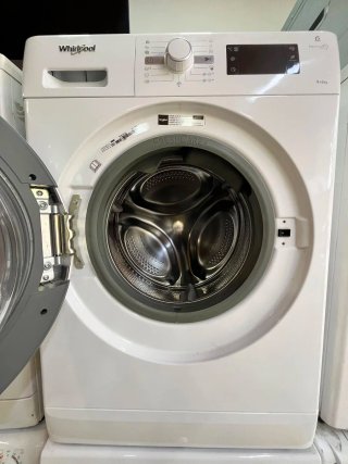Lavadora y Secadora Whirlpool 9+6Kg