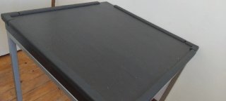 Mesa auxiliar moderna negra y gris