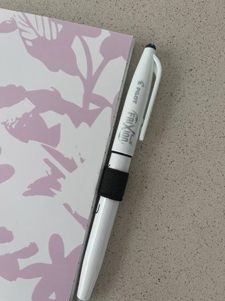 Libreta Papel Piedra y Bolígrafo Pilot - NUEVA