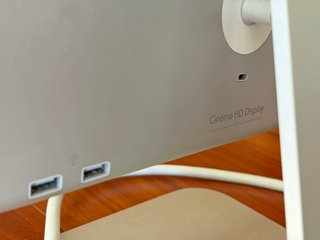 Monitor Apple Cinema Display HD