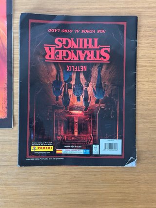 Álbum Stranger Things Panini + Póster