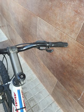 Bicicleta GT Avalanche 27.5 Talla L