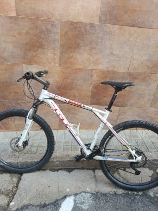 Bicicleta GT Avalanche 27.5 Talla L