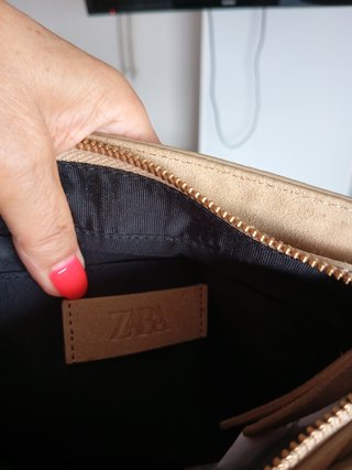 Bolso Zara flecos ante beige