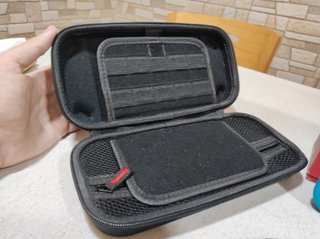 Nintendo Switch + 2 Juegos