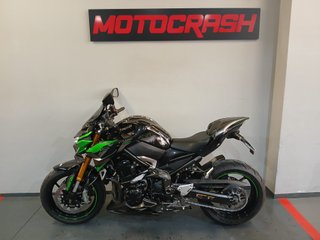 Kawasaki Z900 Performance 2023