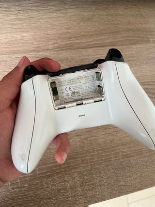 Mando Xbox One para reparar o piezas