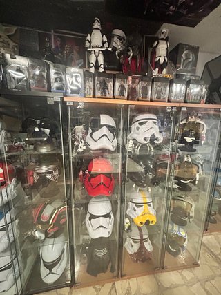 Lote Star Wars: Cascos y Figuras