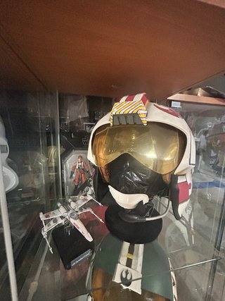 Lote Star Wars: Cascos y Figuras