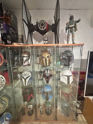 Lote Star Wars: Cascos y Figuras
