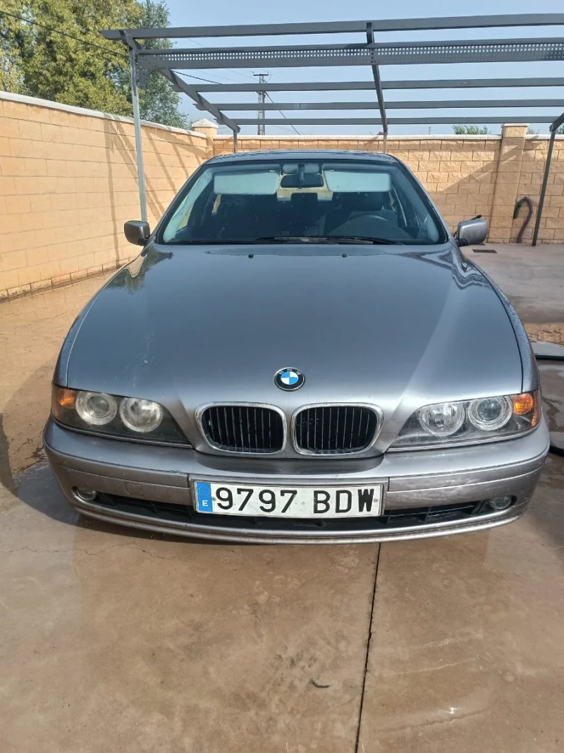 BMW Serie 5 2003 - foto 1
