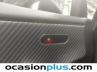 Mercedes-Benz Clase A 180 100 kW (136 CV)