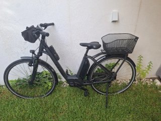 Bicicleta Eléctrica Cube Town Hybrid Pro 500