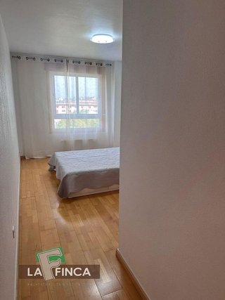 Piso en venta en Tenderina Baja - Ventanielles en Oviedo
