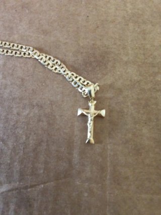 Cadena de oro 18k con cruz