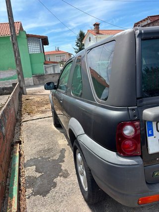 Land Rover Freelander 2001 averiado