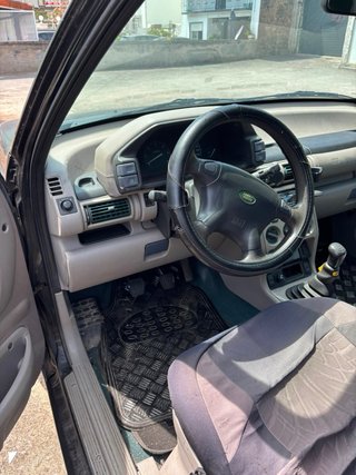 Land Rover Freelander 2001 averiado