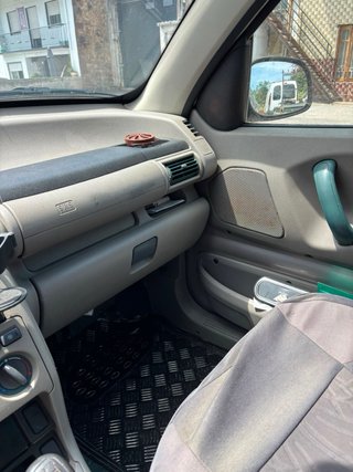 Land Rover Freelander 2001 averiado