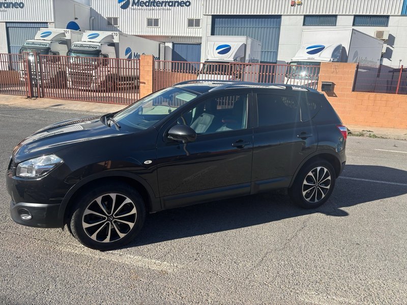 Nissan Qashqai 2012 - foto 1