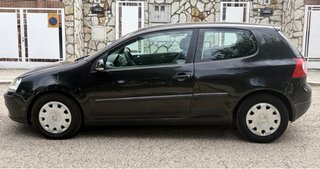 Volkswagen Golf 1.9TDI Pegatina B