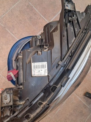 Faro Bixenon Mercedes Clase B