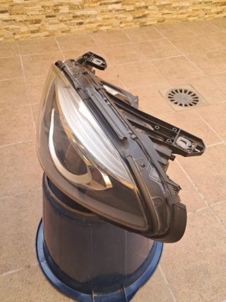 Faro Bixenon Mercedes Clase B
