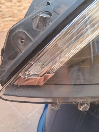 Faro Bixenon Mercedes Clase B