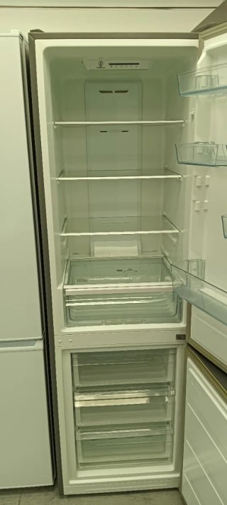 NEVERA COMBI TEKA NO FROST ENERGÍA A+