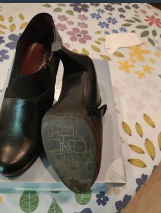 Zapatos de tacón negros con plataforma