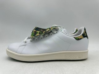 ADIDAS STAN SMITH GOLF x BAPE IG5916 TALLA 40 2/3