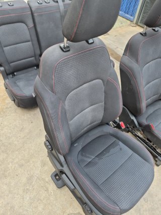 Juego Asientos Ford Kuga 2023